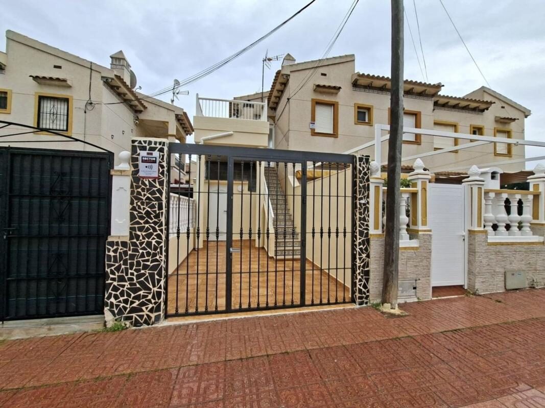 Апартаменти з 2 спальнями, 52м² в Оріуела, Іспанія [ID: 0152-540823]
