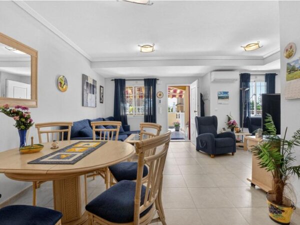 Таунхаус в Торревьеха, Испания, 129м² - изображение 8