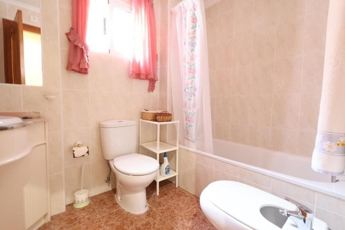 Willa z 3 sypialniami, 101m² w Torrevieja, Hiszpania [ID: 0152-532134]