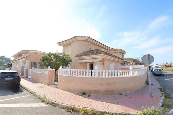 Villa in Torrevieja ID 0152-532134