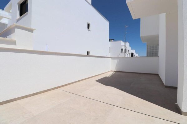 Apartamenty w Torrevieja, Hiszpania, 70m² - obraz 21