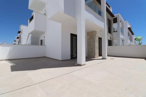 Apartamenty w Torrevieja, Hiszpania, 70m² - obraz 20