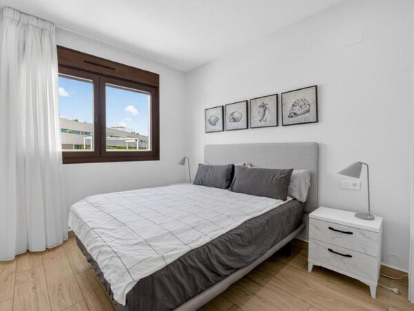 Apartamenty w Torrevieja, Hiszpania, 85m² - obraz 24