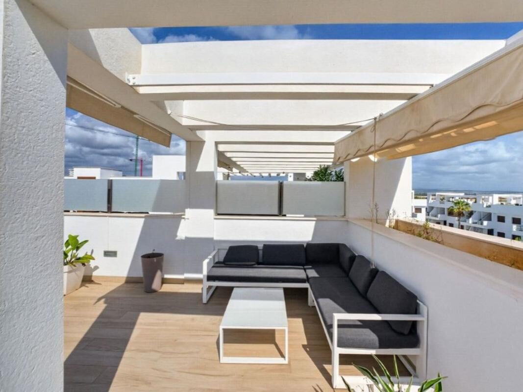 Apartment with 2 bedrooms, 85m² in Torrevieja, Spain [ID: 0152-532025]