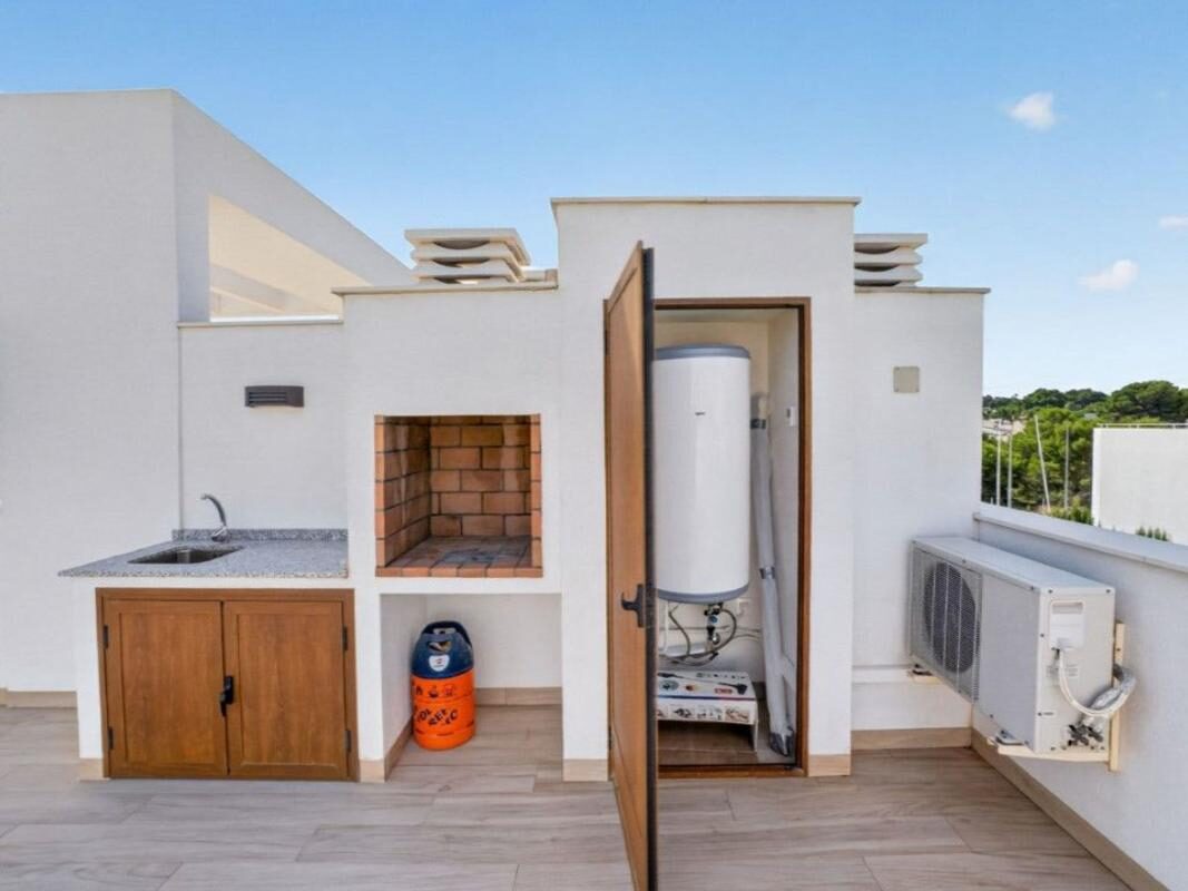 Apartment with 2 bedrooms, 85m² in Torrevieja, Spain [ID: 0152-532025]