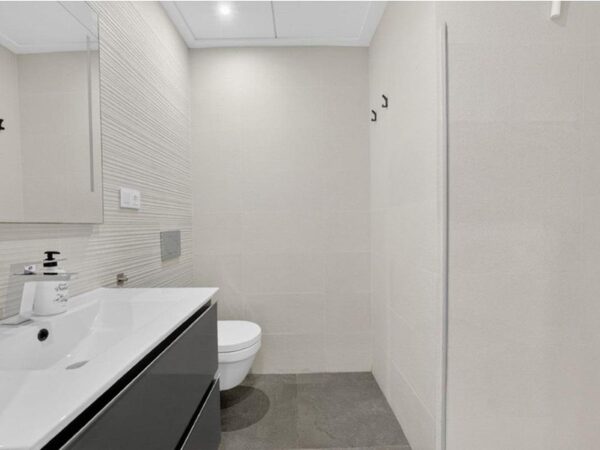 Apartamenty w Torrevieja, Hiszpania, 85m² - obraz 25