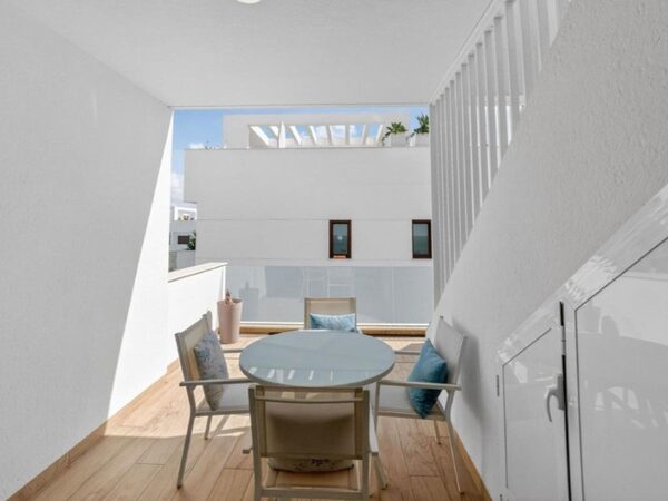 Apartamenty w Torrevieja, Hiszpania, 85m² - obraz 11