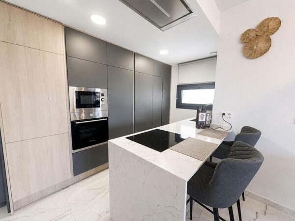 Apartamenty w Torrevieja, Hiszpania, 84m² - obraz 7