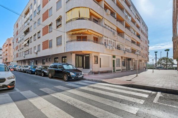 Apartments in Torrevieja, Spain, 171m² - image 25