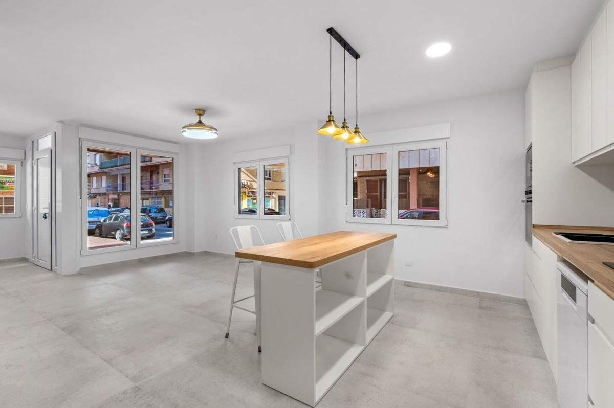 Квартира з 3 спальнями, 171м² в Торрев'єха, Іспанія [ID: 0152-531901]