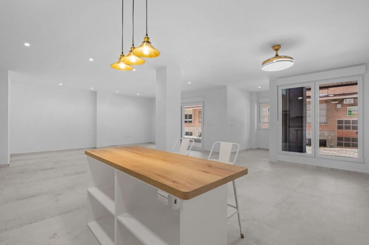 Квартира з 3 спальнями, 171м² в Торрев'єха, Іспанія [ID: 0152-531901]
