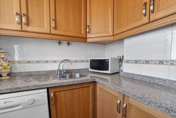 Apartamenty w Torrevieja, Hiszpania, 92m² - obraz 11