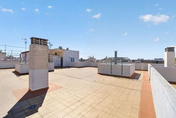 Apartamenty w Torrevieja, Hiszpania, 92m² - obraz 20