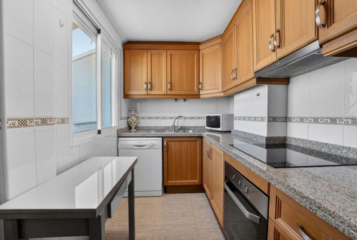 Apartment with 3 bedrooms, 92m² in Torrevieja, Spain [ID: 0152-531823]