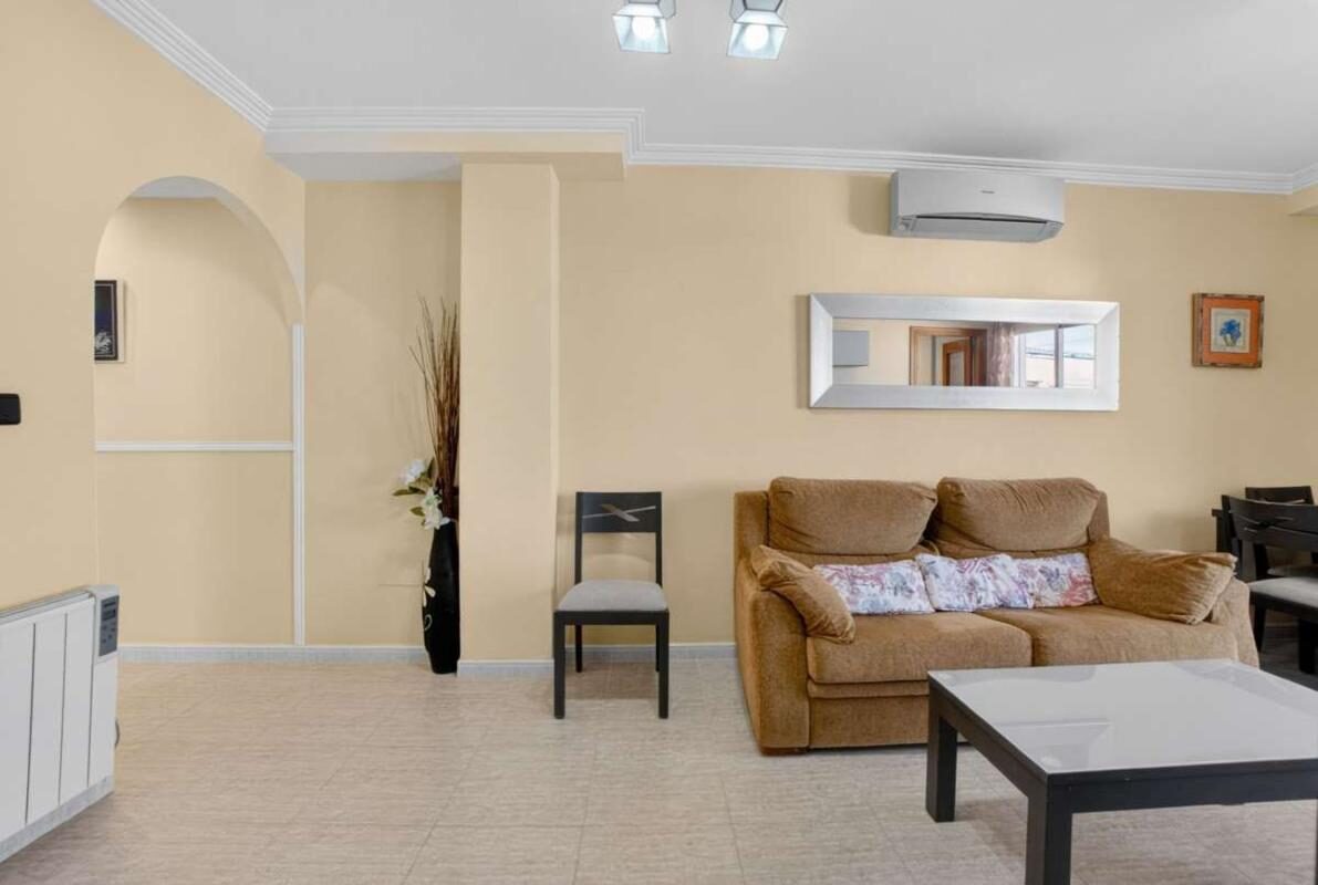Apartment with 3 bedrooms, 92m² in Torrevieja, Spain [ID: 0152-531823]