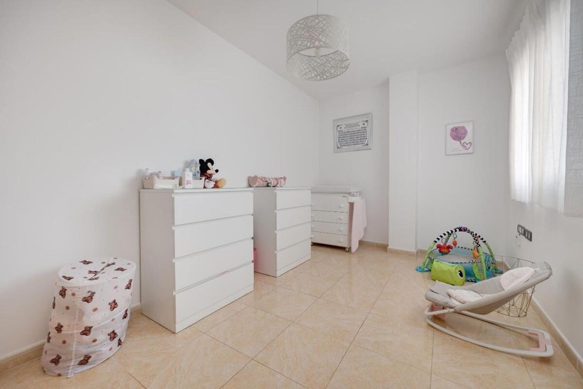 Квартира з 3 спальнями, 131м² в Торрев'єха, Іспанія [ID: 0152-531378]