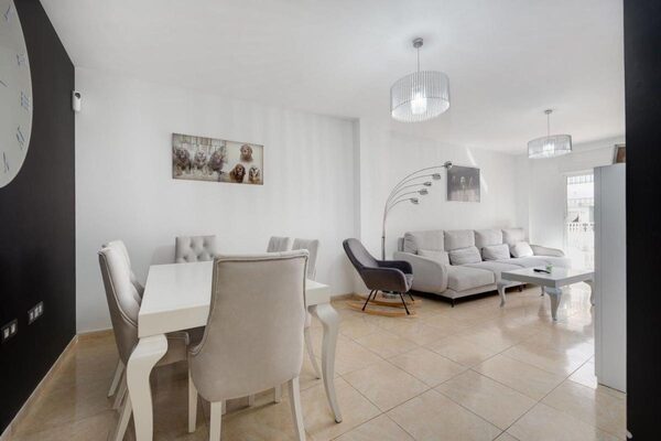 Apartments in Torrevieja, Spain, 131m² - image 8