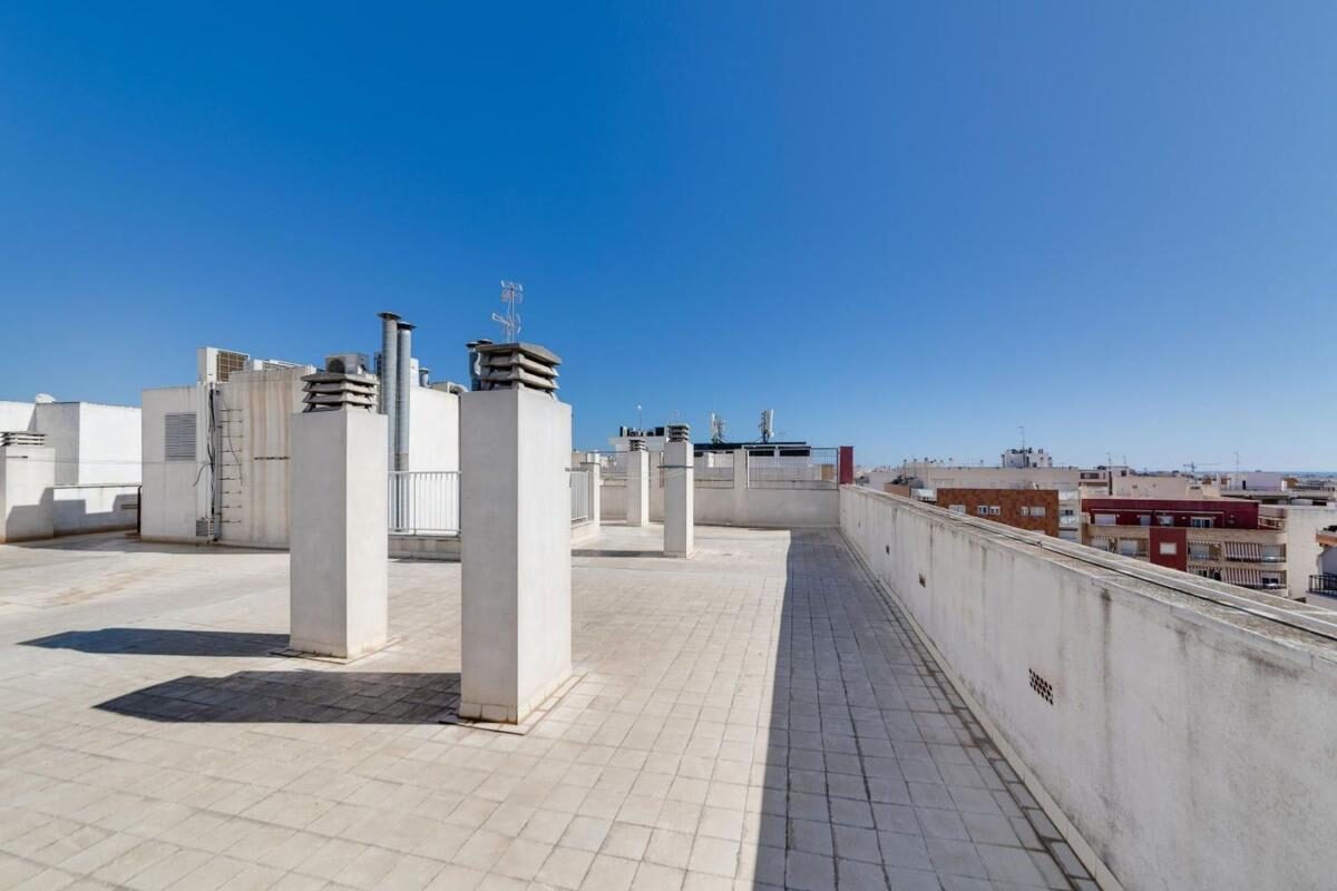 Квартира з 3 спальнями, 131м² в Торрев'єха, Іспанія [ID: 0152-531378]