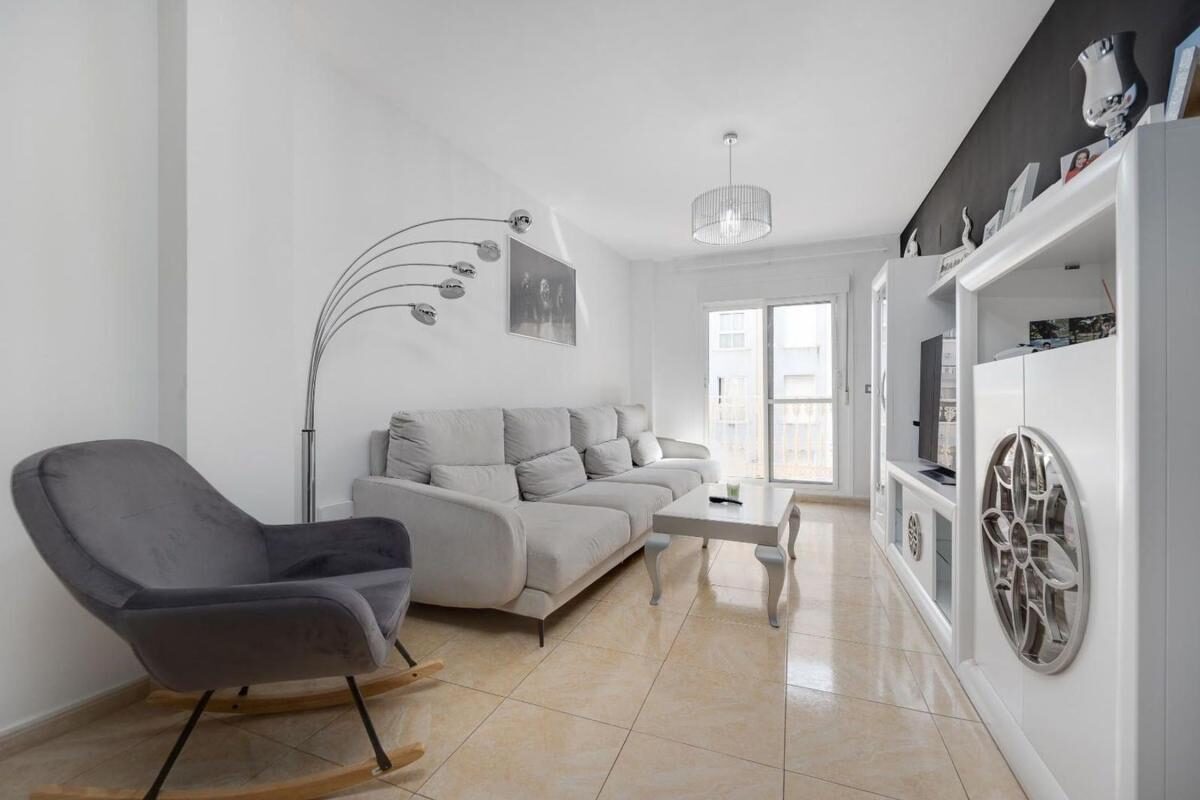 Квартира з 3 спальнями, 131м² в Торрев'єха, Іспанія [ID: 0152-531378]