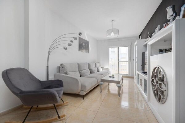 Apartments in Torrevieja, Spain, 131m² - image 11
