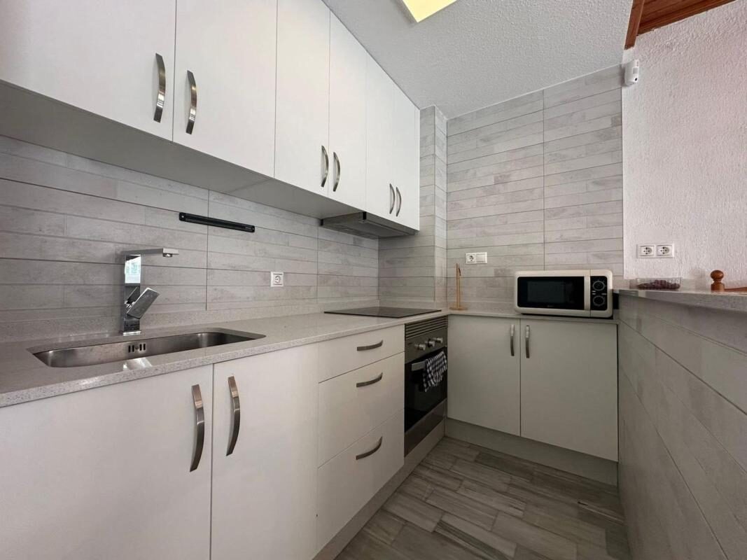 Townhouse with 2 bedrooms, 75m² in Torrevieja, Spain [ID: 0152-531172]