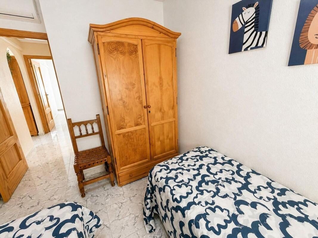 Apartament z 2 sypialniami, 60m² w Torrevieja, Hiszpania [ID: 0152-531075]