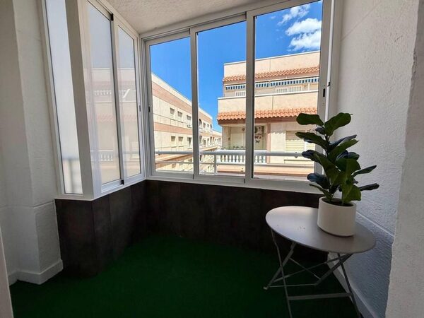 Apartamenty w Torrevieja, Hiszpania, 77m² - obraz 4