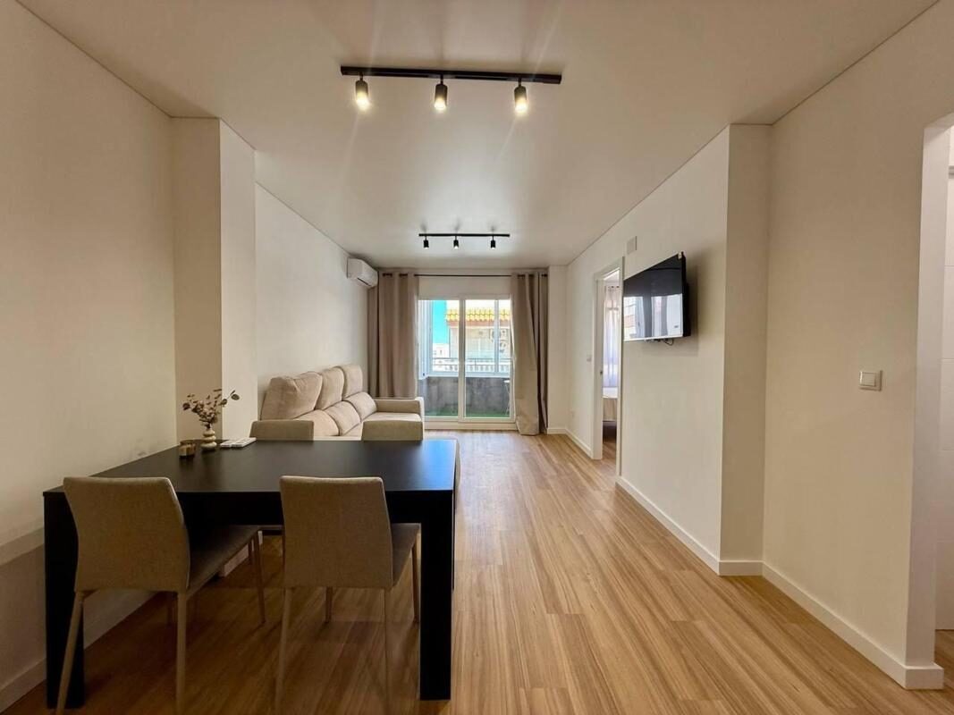 Apartament z 3 sypialniami, 77m² w Torrevieja, Hiszpania [ID: 0152-531068]