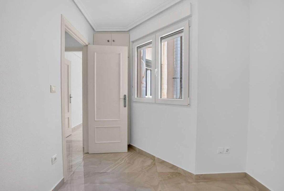 Квартира с 2 спальнями, 74м² в Торревьеха, Испания [ID: 0152-530834]