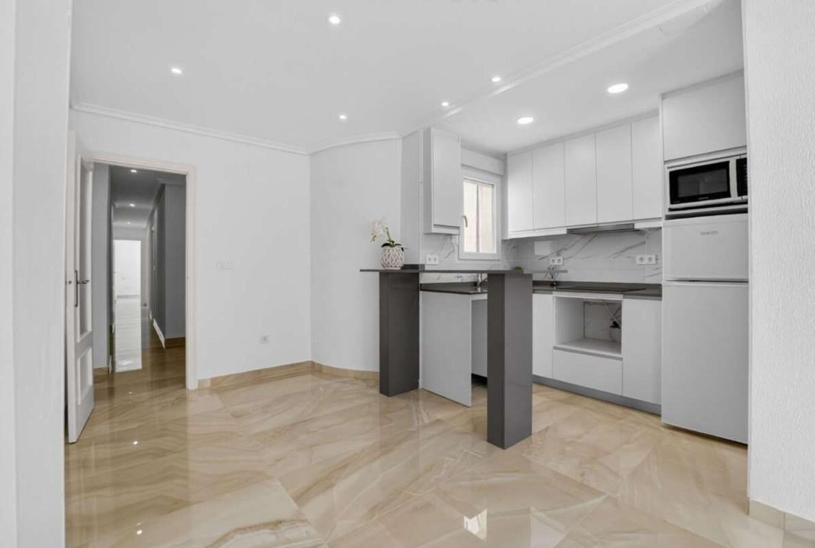 Квартира с 2 спальнями, 74м² в Торревьеха, Испания [ID: 0152-530834]