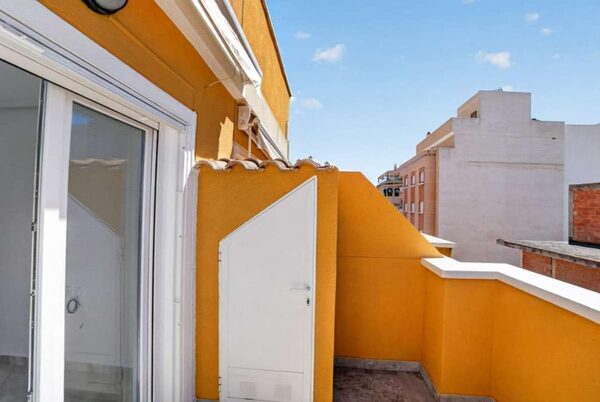 Apartamenty w Torrevieja, Hiszpania, 74m² - obraz 14