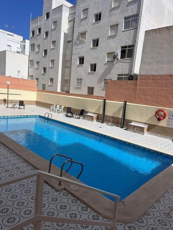 Apartament z 2 sypialniami, 64m² w Torrevieja, Hiszpania [ID: 0152-530308]