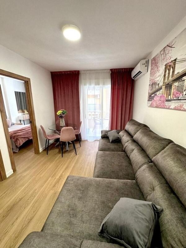 Apartament z 2 sypialniami, 64m² w Torrevieja, Hiszpania [ID: 0152-530308]