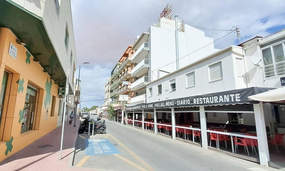 Apartament z 3 sypialniami, 119m² w Torrevieja, Hiszpania [ID: 0152-530217]