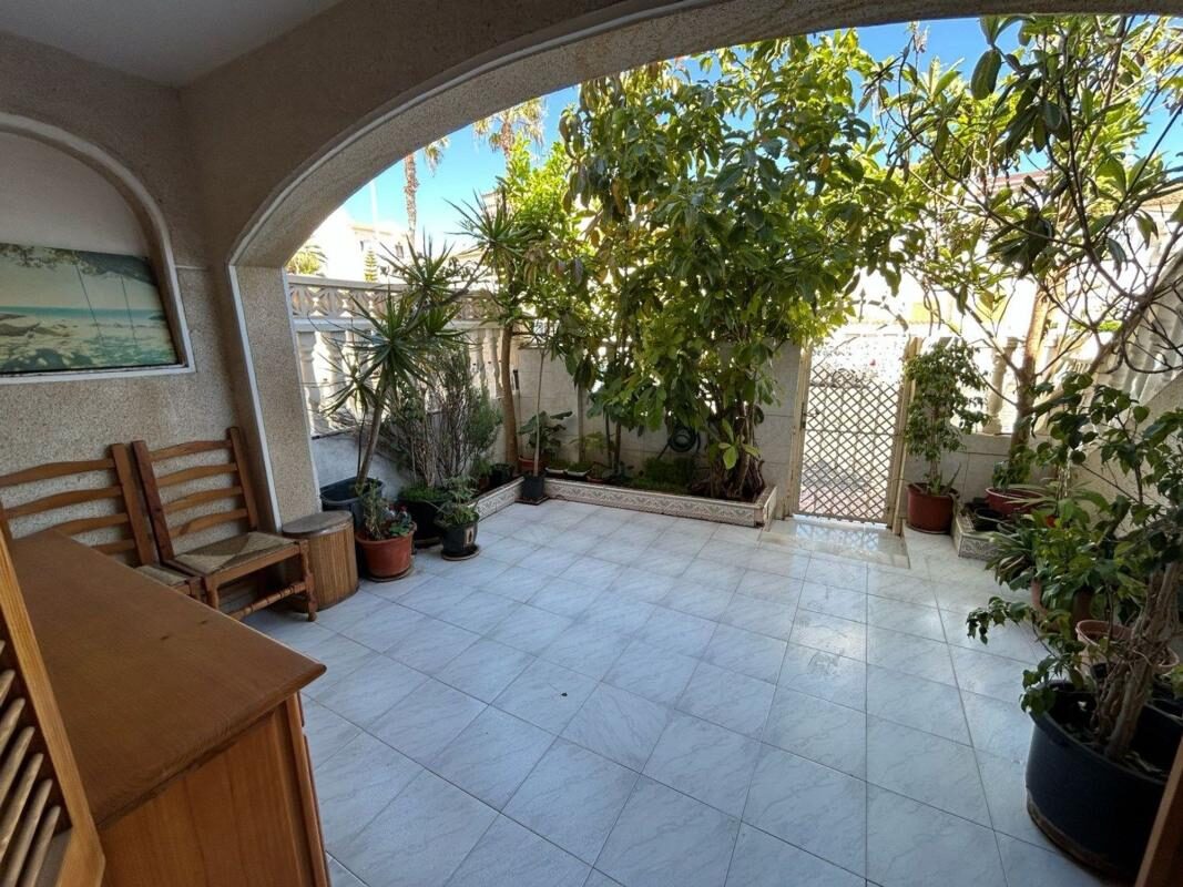 Townhouse with 1 bedroom, 72m² in Torrevieja, Spain [ID: 0152-529739]