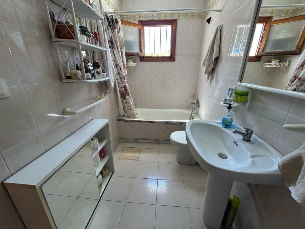 Townhouse with 1 bedroom, 72m² in Torrevieja, Spain [ID: 0152-529739]