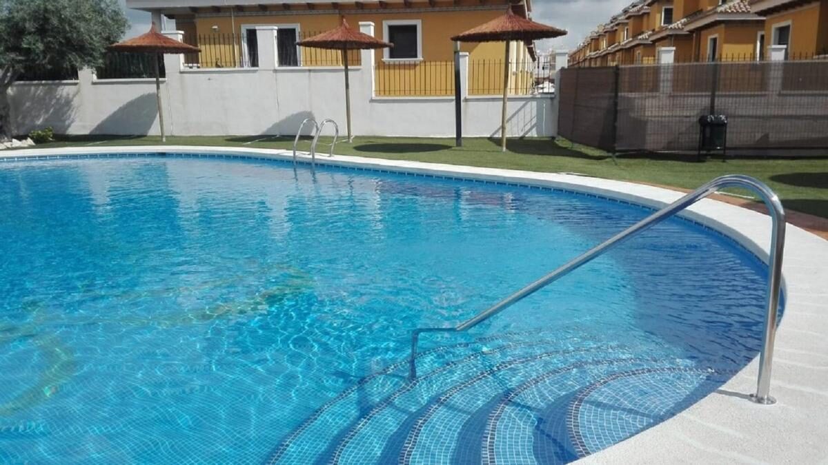Willa z 5 sypialniami, 207m² w Рохалес, Hiszpania [ID: 0152-529704]