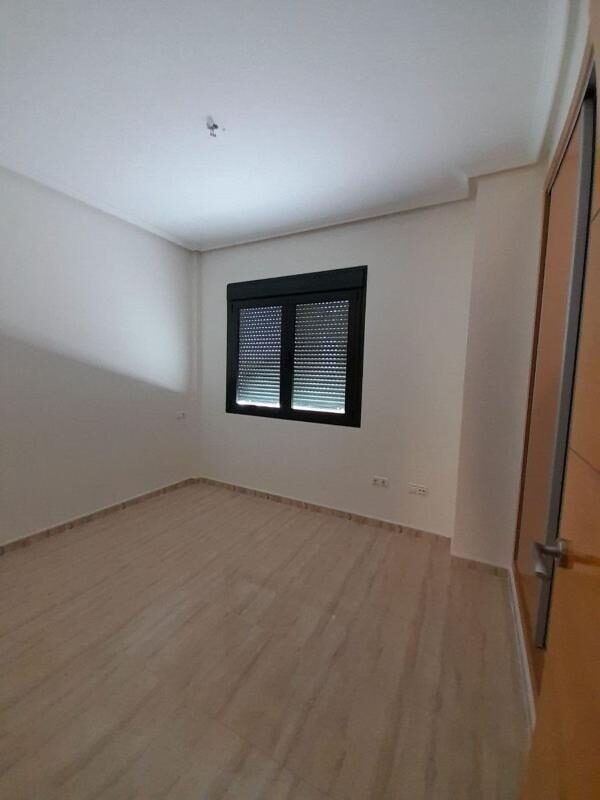 Willa z 5 sypialniami, 207m² w Рохалес, Hiszpania [ID: 0152-529704]