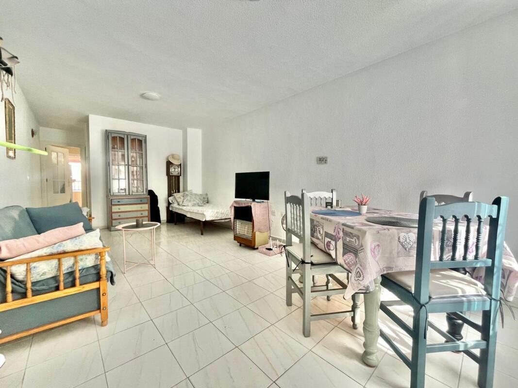 Квартира з 2 спальнями, 91м² в Торрев'єха, Іспанія [ID: 0152-529558]