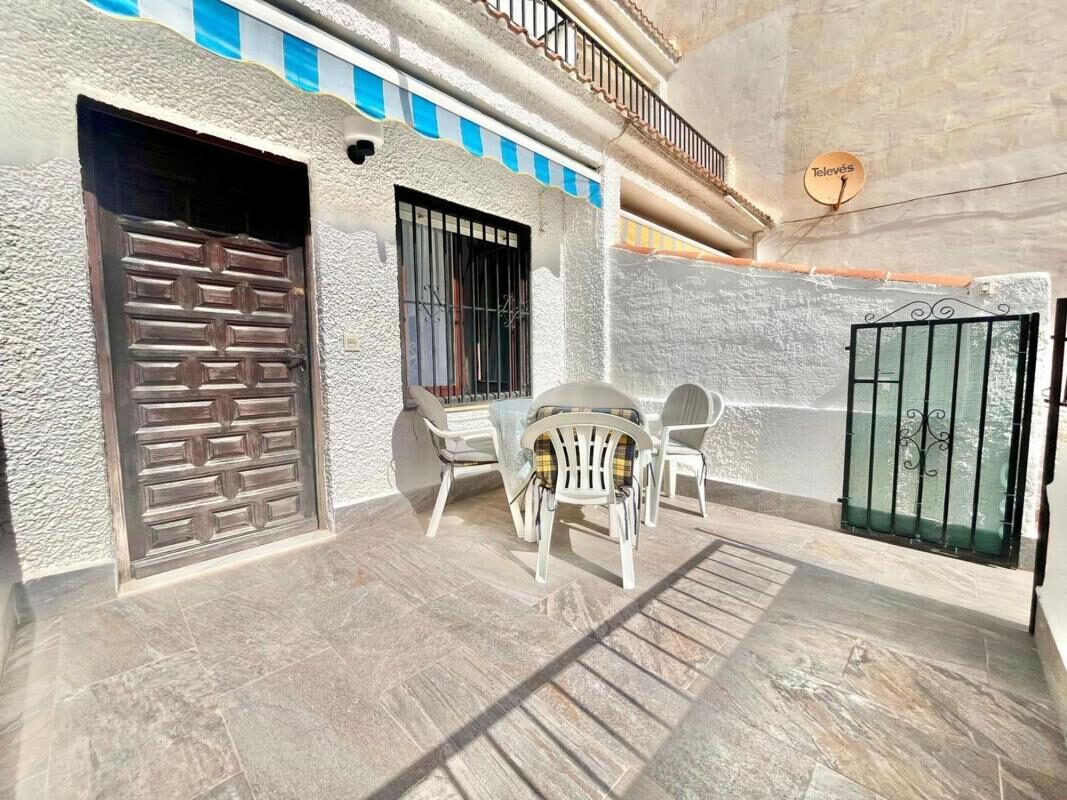 Квартира з 2 спальнями, 91м² в Торрев'єха, Іспанія [ID: 0152-529558]