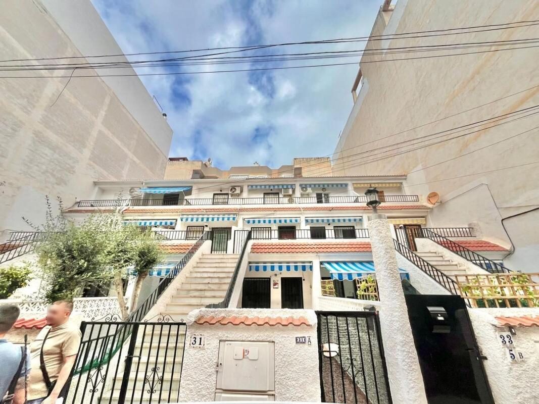 Квартира з 2 спальнями, 91м² в Торрев'єха, Іспанія [ID: 0152-529558]