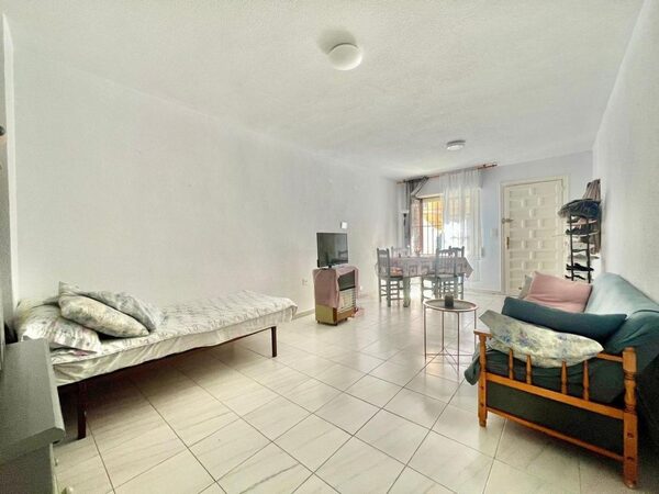 Apartments in Torrevieja, Spain, 91m² - image 9