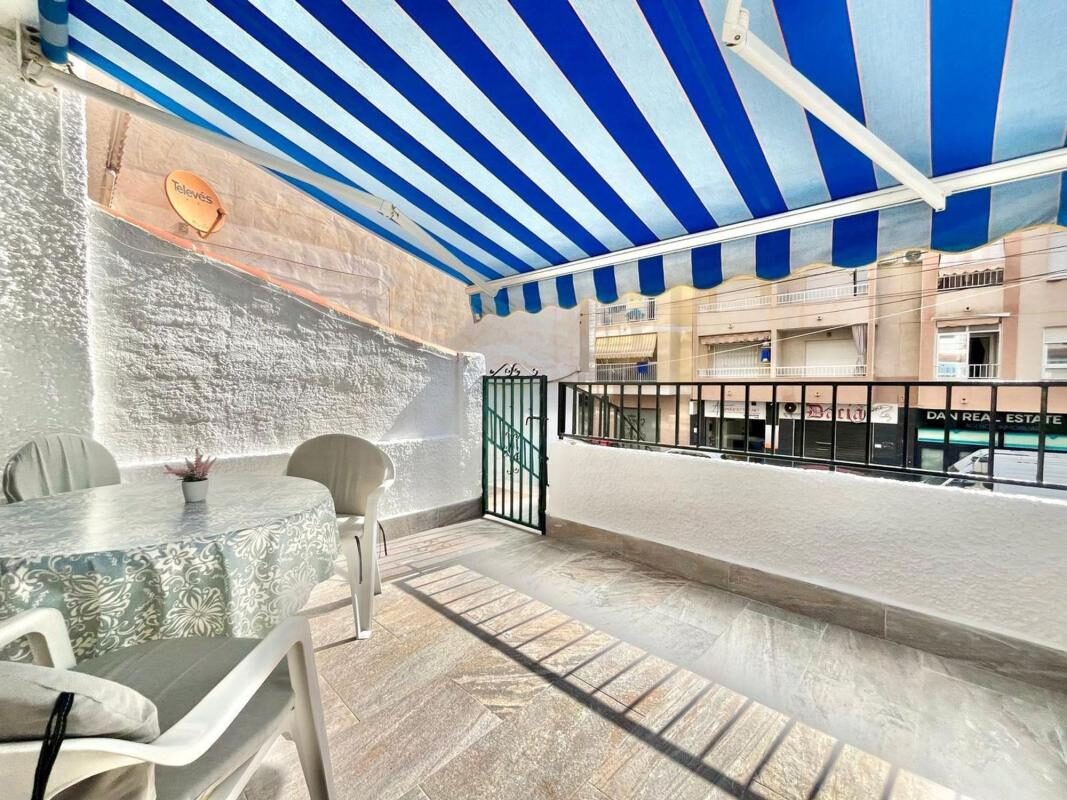 Квартира з 2 спальнями, 91м² в Торрев'єха, Іспанія [ID: 0152-529558]