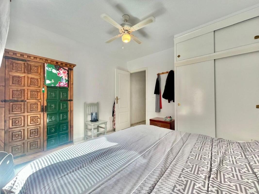 Квартира з 2 спальнями, 91м² в Торрев'єха, Іспанія [ID: 0152-529558]