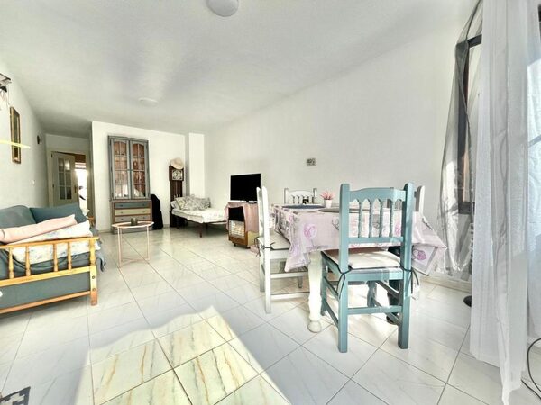 Apartments in Torrevieja, Spain, 91m² - image 8