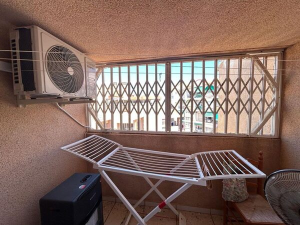 Apartments in Torrevieja, Spain, 85m² - image 9