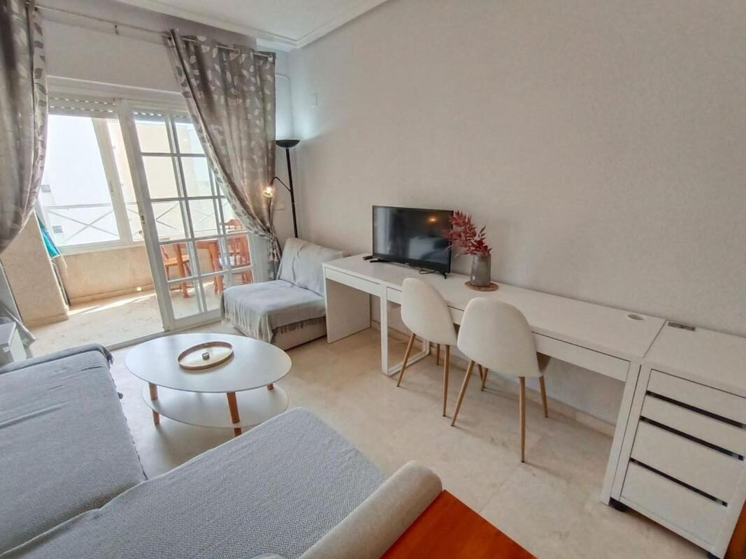 Apartment with 1 bedroom, 37m² in Torrevieja, Spain [ID: 0152-528657]
