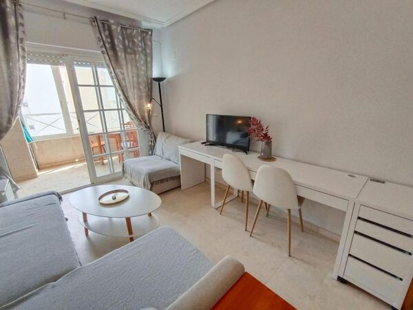 Apartments in Torrevieja, Spain, 37m² - image 3