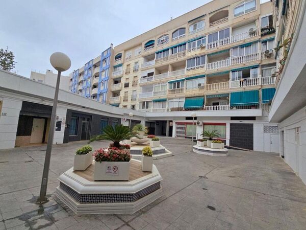 Apartments in Torrevieja, Spain, 37m² - image 18