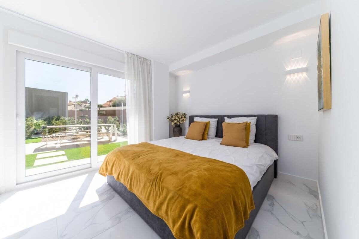 Apartments with 2 bedrooms, 90m² in Orihuela, Spain [ID: 0152-527997]